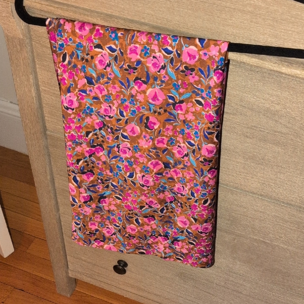 Floral Patterned Skiry